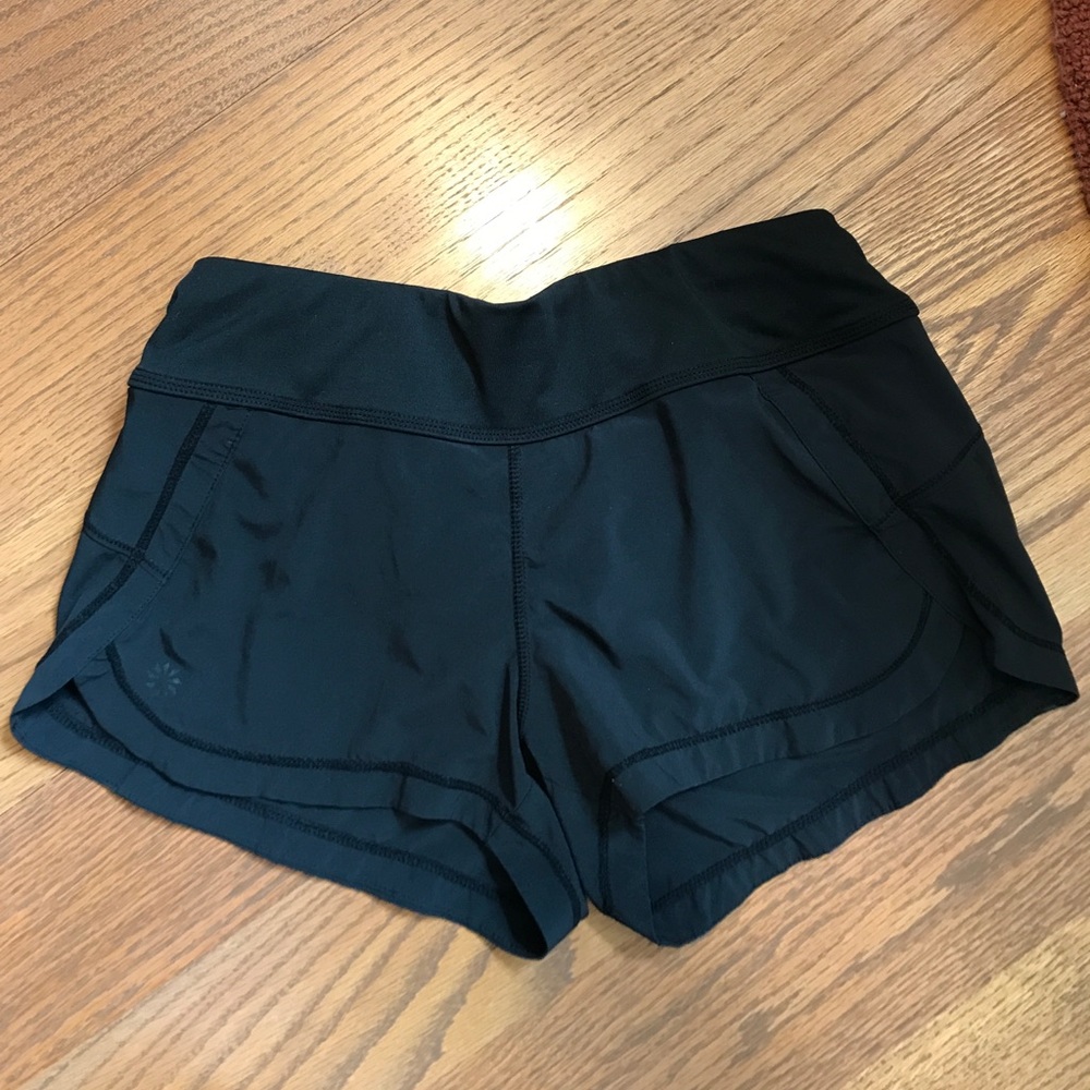 Comfy/cute athleta shorts! Lightly worn